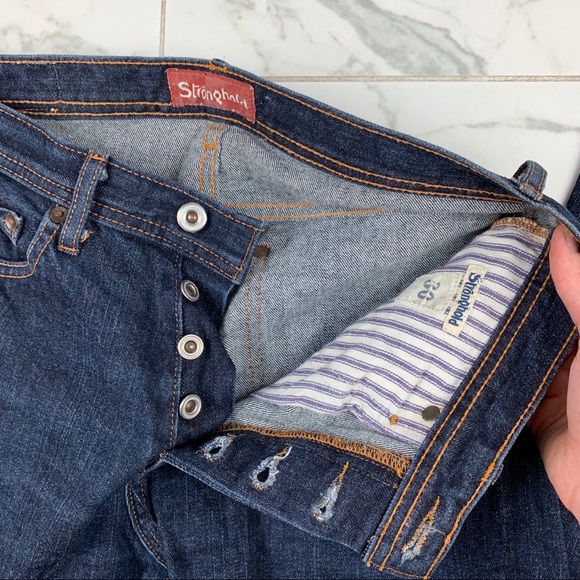 The Stronghold Men’s 30 - Picture 7 of 7